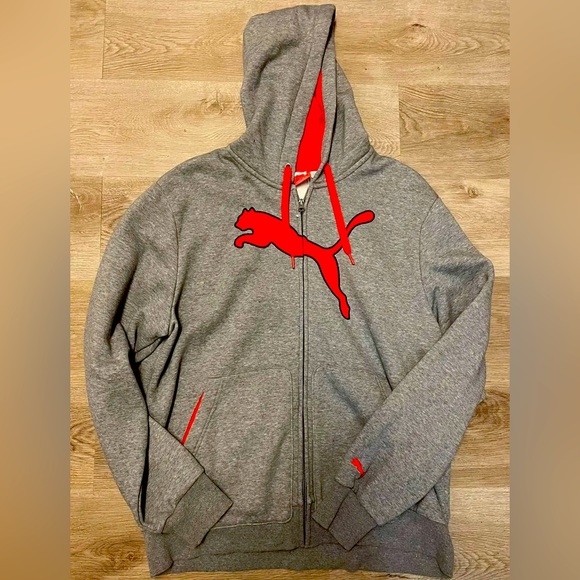 Men’s puma zip up hoodie on size large. Brand new never worn. - Picture 1 of 2